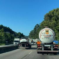Atropelamento causa filas e fechamento do túnel do Morro do Boi