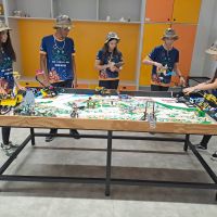 Estudantes do Sesi de Itajaí disputam etapa nacional de robótica em São Paulo