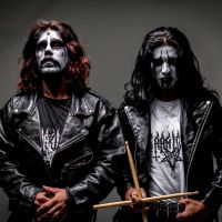 Banda que chama BC de “esgoto” vem tocar na cidade