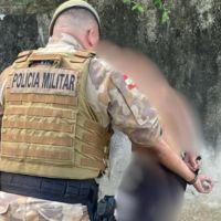 Homem invade creche ao fugir da PM e causa pânico em Itajaí