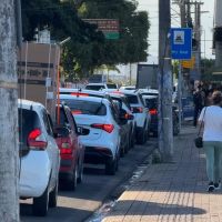 Sextou com o centro de Itajaí travado e filas na BR 101