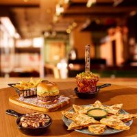 Outback traz pratos queridinhos de volta por tempo limitado