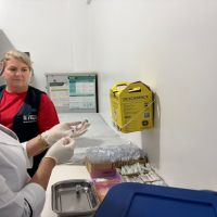 Itajaí começa a vacinar profissionais da saúde contra a dengue