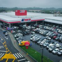 Grupo Koch lança ofertas com até 50% de desconto