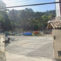 Justiça bloqueia R$ 12 milhões em disputa por apartamentos em Balneário Camboriú
