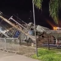 Navio oceanográfico que marcou época em Itajaí afunda no porto de Santos