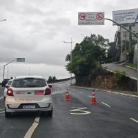 Moradores criticam bloqueio da Panorâmica a cada chuva