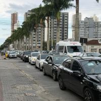Hora do rush tem congestionamento na Joca Brandão