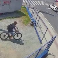 Ladrão furta bike “nas barbas” da secretaria de Segurança Pública
