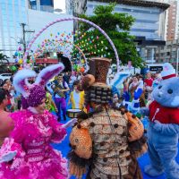 Viva Páscoa BC começa com galera curtindo a praça; veja programação