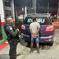 Homem é preso na rodoviária por exploração de menores