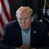 Versões opostas: Trump fala em acordo nuclear, Irã nega