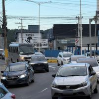 Longas filas travam a Sete de Setembro e a Osvaldo Reis