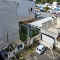 Moradora reclama de de lixo na ArenaBC