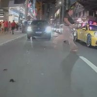 Mulher é atropelada por moto na avenida Brasil