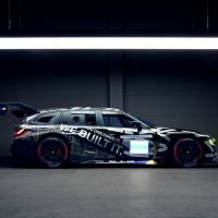 BMW transforma “brincadeira” em carro de corrida