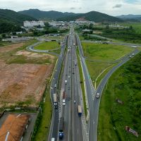 Fim do gargalo no encontro entre a Antônio Heil e a BR 101