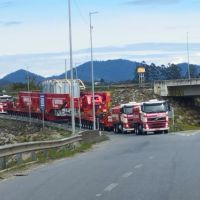 Escolta de carga gigante vai impactar trânsito em Itajaí nesta quinta-feira