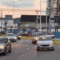 Caminho pra BC tá completamente travado na Osvaldo Reis