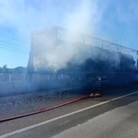 Ponte entre Itajaí e Navegantes ficou bloqueada por quase 10 horas