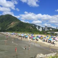 Semana começa com chuva