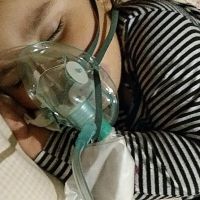 Família de Camboriú monta UTI em casa para menina de cinco anos