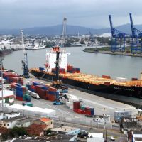 Boom logístico aquece contratações em Itajaí