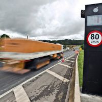 Só a BR 470 terá controladores de velocidade na região