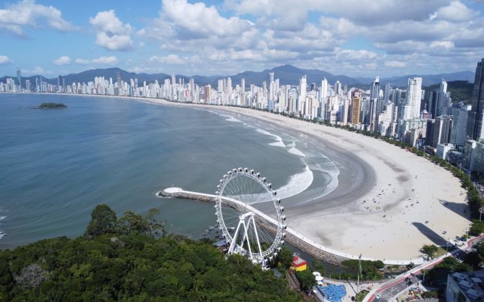 Serviço exige abertura da via para acesso à tubulação subterrânea e fechamento temporário da rede entre 15h e 17h (Foto: Arquivo)