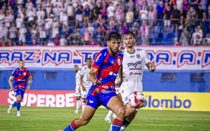 Todos os torcedores pagam valor de meia-entrada até esta quinta-feira (Foto: Vica Bueno)