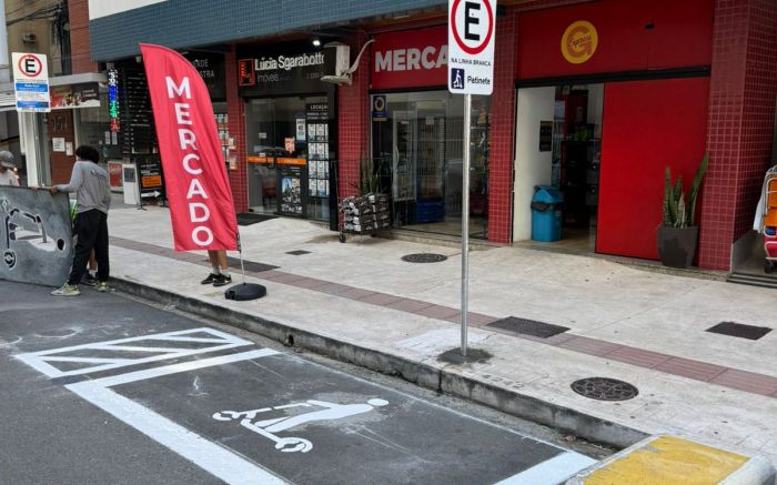 Agora são 30 vagas exclusivas para patinetes elétricos em Balneário Camboriú (Foto: Divulgação/BCTran)