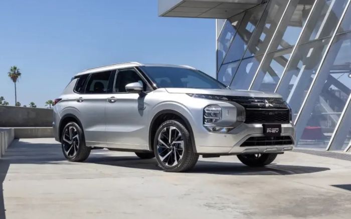 Novo Outlander híbrido plug-in une espaço, tecnologia e autonomia elétrica (Foto: Divulgação)