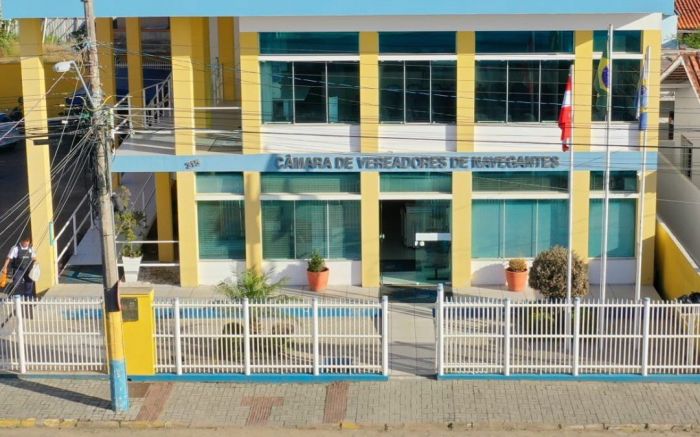 Câmara de Vereadores de Navegantes aprovou pacote que aumenta salários de cargos comissionados (Foto: Reprodução)