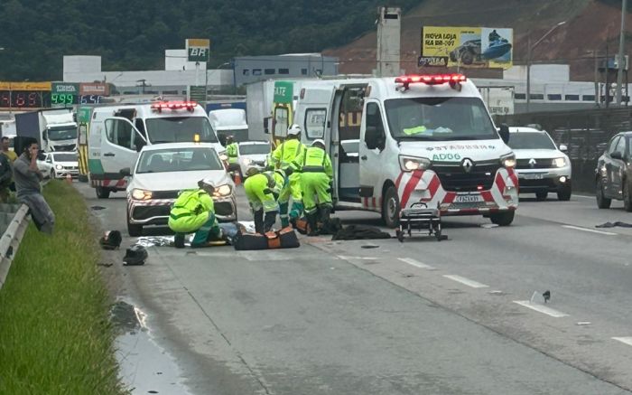 Batida foi no sentido Curitiba, perto da entrada da cidade