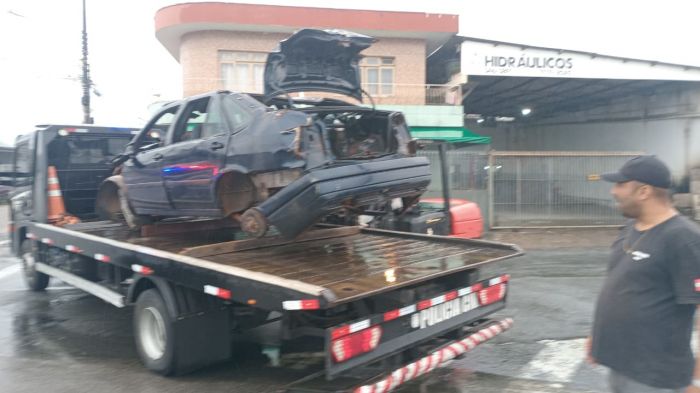 Carros apreendidos estavam espalhados pelas ruas da Nova Brasília desde 2022