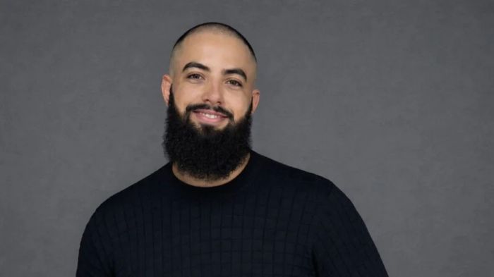 Alef Alves da Silva, de 31 anos, está sedado na UTI, em Balneário Camboriú (Foto: Leitor)