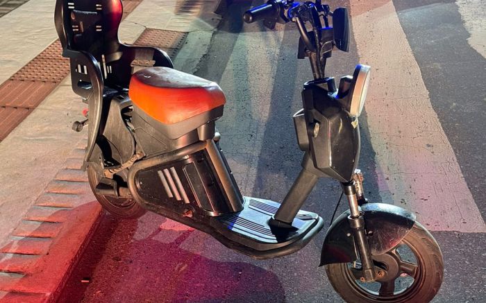 Bike elétrica foi apreendida após ser flagrada a 60 km/h em Balneário Camboriú (Foto: Divulgação/AutarquiaBC)