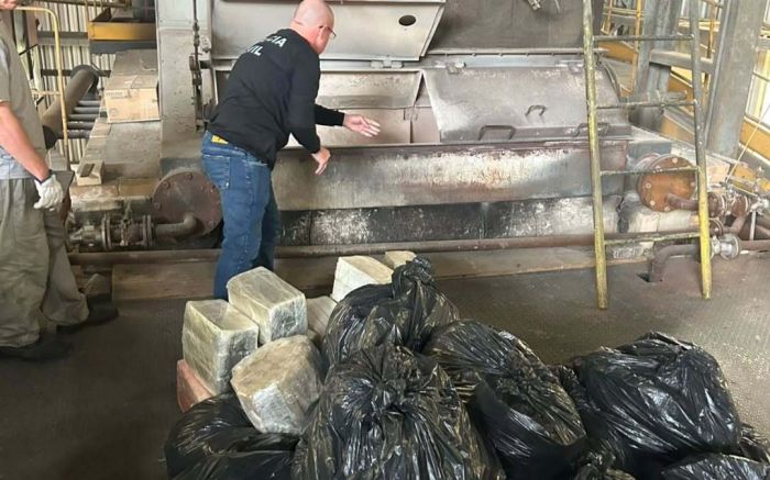 Polícia Civil de Santa Catarina incinerou cerca de meia tonelada de drogas em Navegantes (Foto: Divulgação/PCSC)