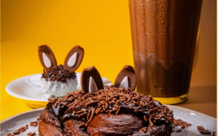 Frapê, brigadeiro temático e doce especial estão entre as novidades (Foto: Divulgação)