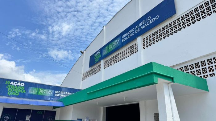 Famílias receberão auxílio social da prefeitura; duas mulheres grávidas e 14 crianças integram o grupo