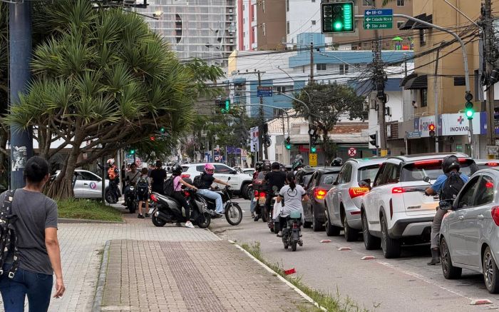 Contorno Sul e rua Uruguai apresentam lentidão