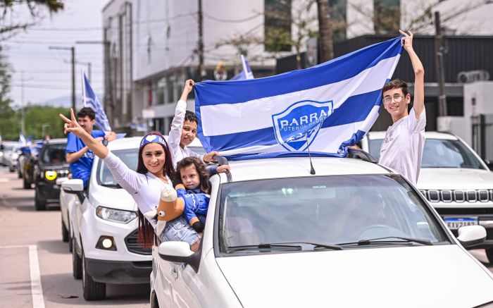 Saída da carreata será às 11h da praça do Pescador, na Barra (Foto: Tiago Winter)