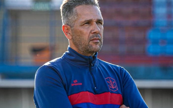 Chiquinho estará ao lado do técnico Emerson Cris na disputa da Série D (Foto: Vica Bueno)