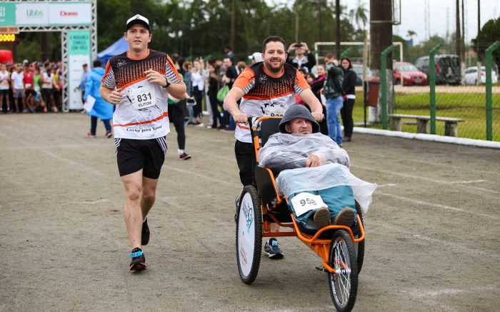 Corrida do Bem une esporte, pôr do sol e solidariedade (Foto: Divulgação)