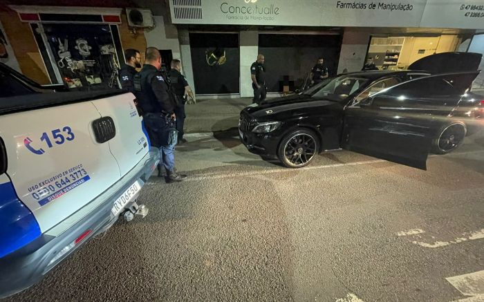 Motorista sem CNH tem passagens por posse de drogas (Foto: Divulgação/GMBC)