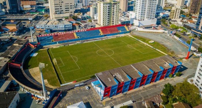 O estudo vai informar se é viável manter o estádio no coração da cidade (Foto: Arquivo)