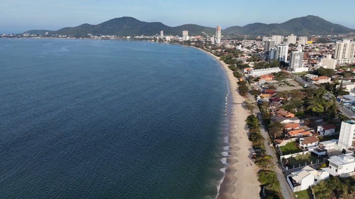 Para a justiça, foi indevida a convocação das reuniões que discutiriam mudanças no plano diretor (Foto: Arquivo/Felipe Trojan)