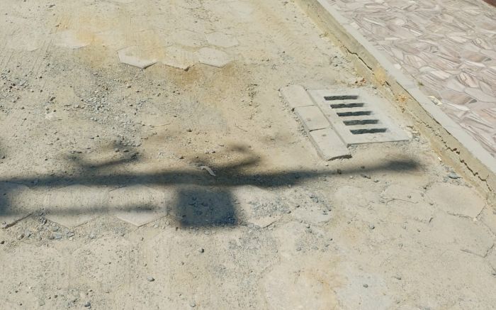 Moradores da Praia Brava reclamam das condições da rua (Foto: Leitor)