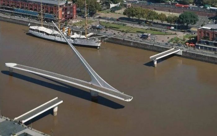 Obra vai atravessar o rio Camboriú próximo ao parque linear (Foto: Divulgação)