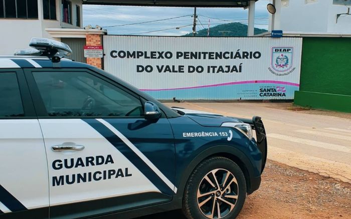 Dupla também tinha porções de cocaína (Foto: Arquivo/GMI)